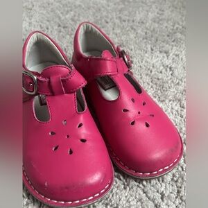L’Amour size 11 pink dress shoes